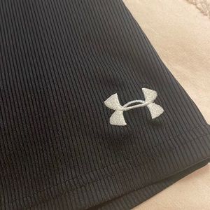Under armour black ribbed tank top